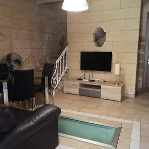 https://two-gate-town-house.qawrahotelsmalta.org